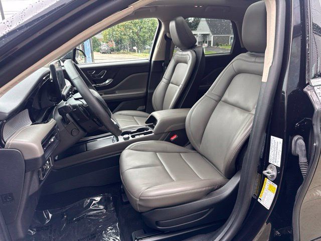 Used 2023 Lincoln Corsair AWD w/ Equipment Group 101A image 15