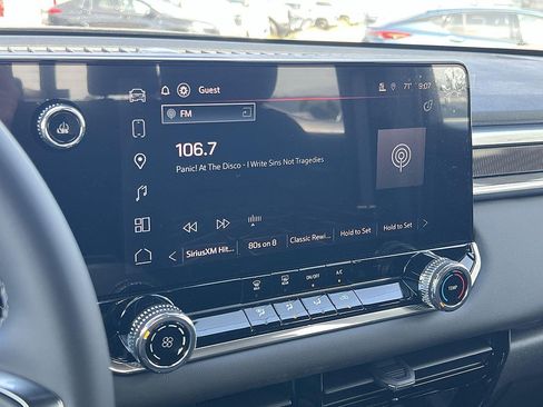 New 2026 GMC Canyon Elevation w/ LPO, Black Badging Package RWD image 16