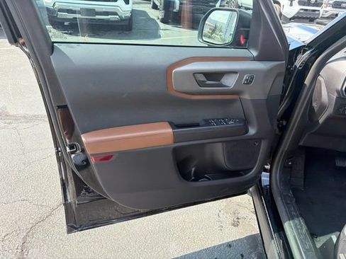 Used 2025 Ford Bronco Sport Outer Banks w/ Outer Banks Tech Package+ AWD/4WD image 19
