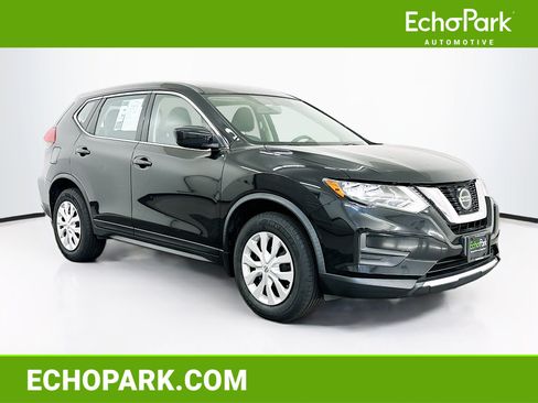 Used 2018 Nissan Rogue S AWD/4WD image 1