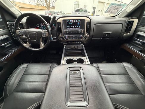 Used 2019 GMC Sierra 2500 Denali w/ Duramax Plus Package image 20