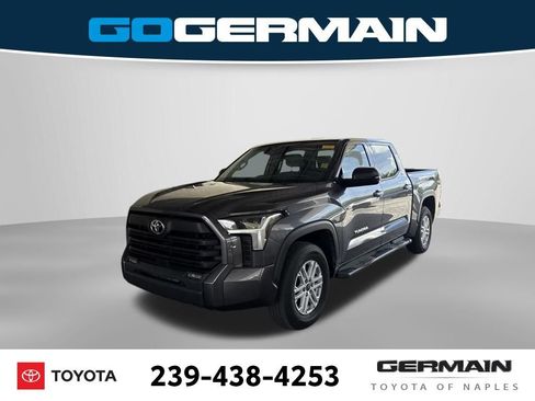Used 2023 Toyota Tundra SR5 w/ SR5 Premium Package RWD image 1