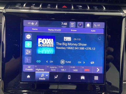 New 2025 Jeep Grand Cherokee Altitude image 16