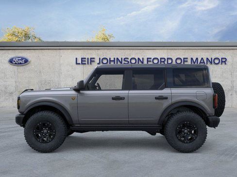 New 2026 Ford Bronco Badlands AWD/4WD image 3