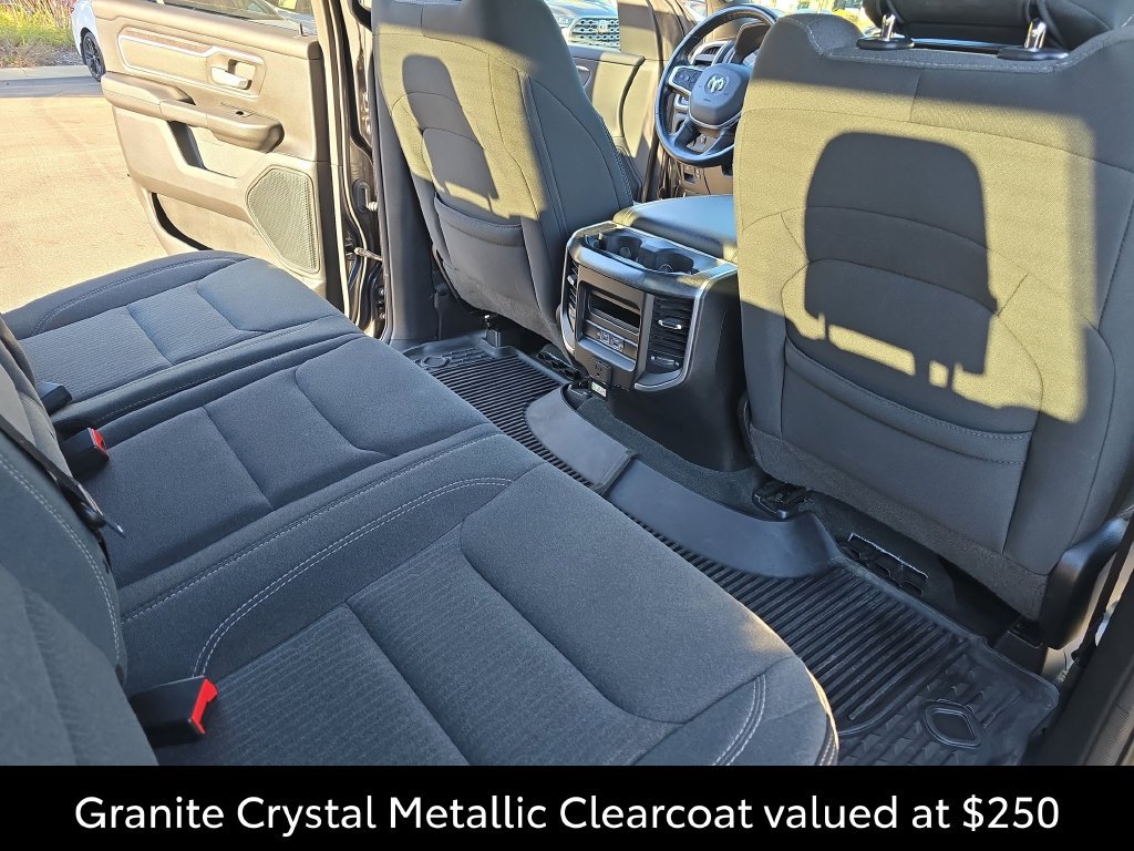 Used 2022 RAM 1500 Big Horn AWD/4WD image 14