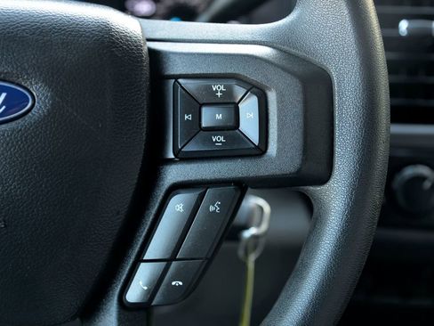 Used 2022 Ford F250 XL w/ Power Equipment Group image 23