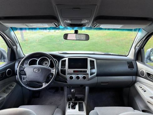 Used 2007 Toyota Tacoma PreRunner RWD image 18