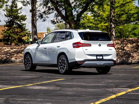 New 2026 BMW X3 xDrive30 w/ Premium Package AWD/4WD image 3
