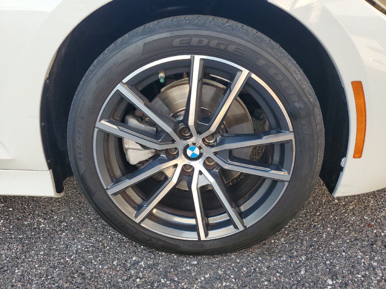Used 2021 BMW 330i xDrive Sedan w/ Convenience Package AWD/4WD image 5