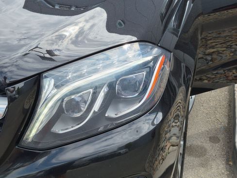 Used 2017 Mercedes-Benz GLS 450 4MATIC image 10