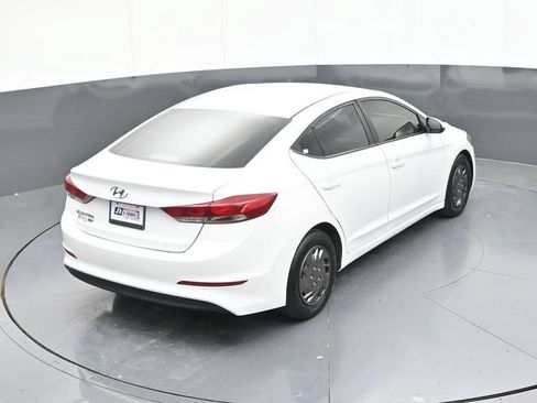 Used 2018 Hyundai Elantra SE FWD image 57
