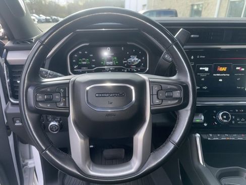 Used 2024 GMC Sierra 3500 Denali w/ Denali Reserve Package image 26