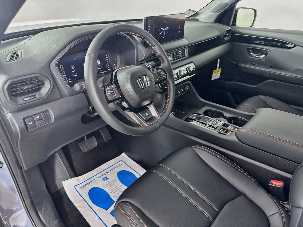 New 2026 Honda Pilot TrailSport image 9