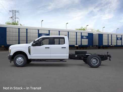 New 2026 Ford F350 XL AWD/4WD image 3