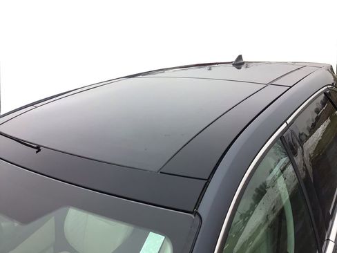 Used 2024 Ford Edge Titanium image 12