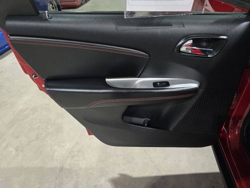Used 2018 Dodge Journey GT FWD image 27