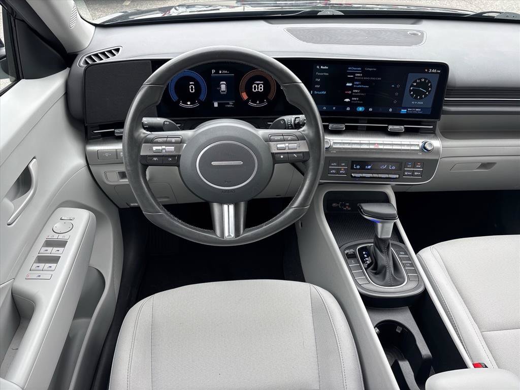 Used 2025 Hyundai Kona SEL AWD/4WD image 13
