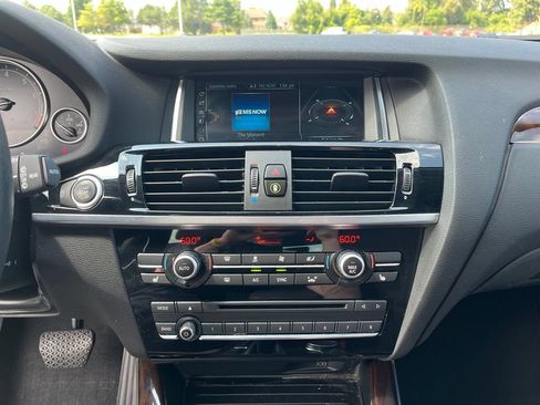 Used 2017 BMW X3 xDrive28i AWD/4WD image 39