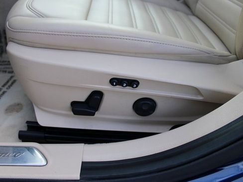 Used 2017 Alfa Romeo Giulia Ti w/ TI Lusso Light Wood Package image 13