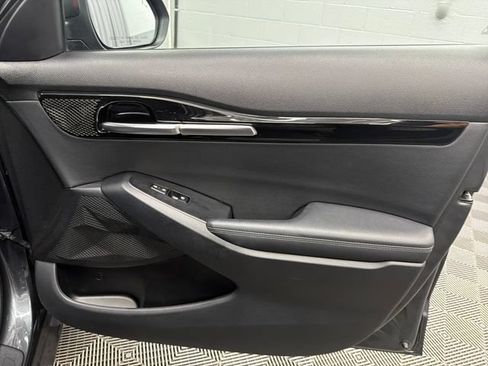 Certified 2025 Kia Seltos S AWD/4WD image 17