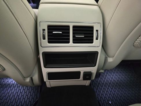 Used 2023 Jaguar F-PACE S image 37