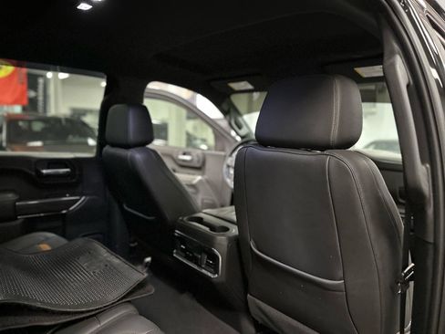 Used 2021 GMC Sierra 1500 AT4 w/ AT4 Value Package AWD/4WD image 35