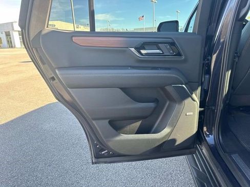 Certified 2025 GMC Yukon Denali AWD/4WD image 13