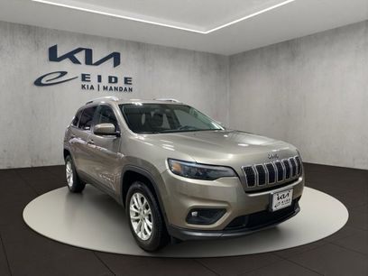 Used 2019 Jeep Cherokee Latitude w/ Popular Appearance Group