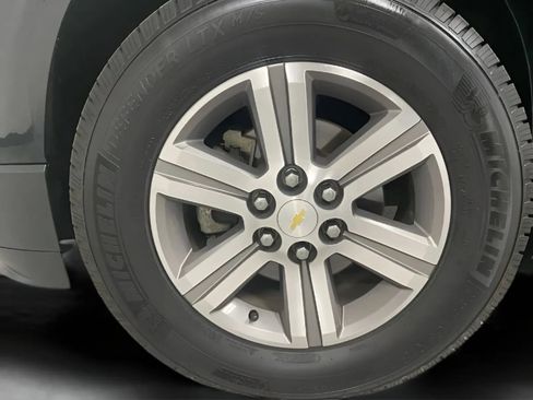 Used 2015 Chevrolet Traverse LT AWD/4WD image 25