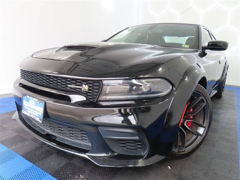Used 2022 Dodge Charger Scat Pack RWD image 1