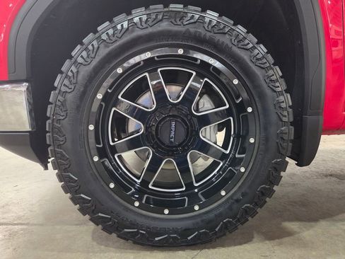 Used 2023 GMC Sierra 1500 Pro w/ X31 Off-Road Package image 11