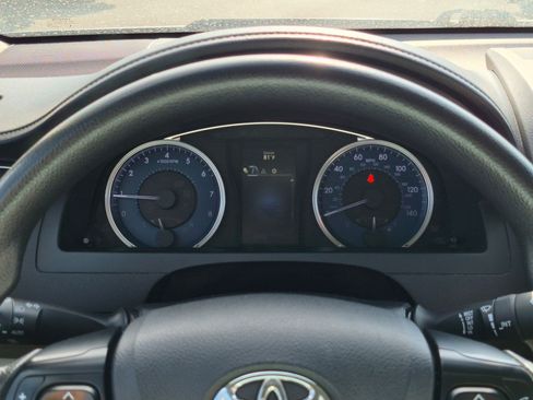 Used 2017 Toyota Camry LE FWD image 19