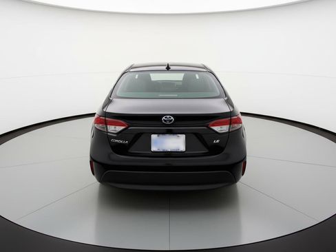 Used 2025 Toyota Corolla LE image 7