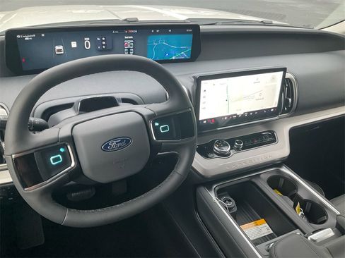 New 2026 Ford Expedition Max Active image 25