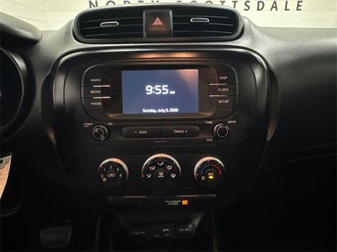 Used 2019 Kia Soul image 16