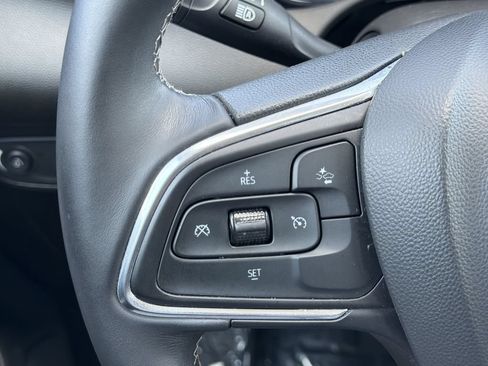 Used 2020 Buick Encore GX Select FWD image 23