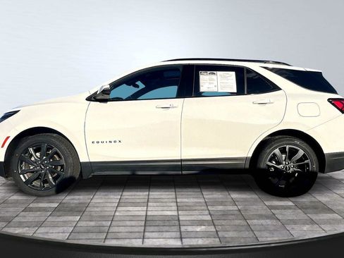 Certified 2022 Chevrolet Equinox RS w/ RS Leather Package image 15
