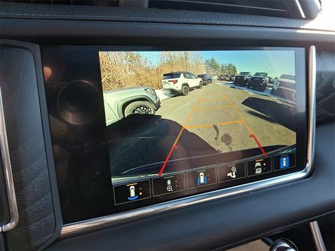 Certified 2022 GMC Yukon XL Denali image 19