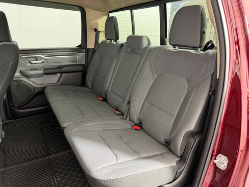 Used 2020 RAM 1500 Big Horn AWD/4WD image 12