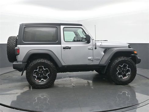 Used 2020 Jeep Wrangler Sport image 6