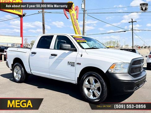 Used 2020 RAM 1500 4x4 Crew Cab Classic image 6