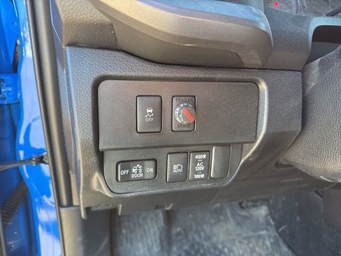 Used 2020 Toyota Tacoma TRD Off-Road image 13