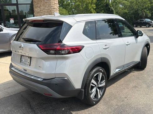Used 2021 Nissan Rogue SL FWD image 8