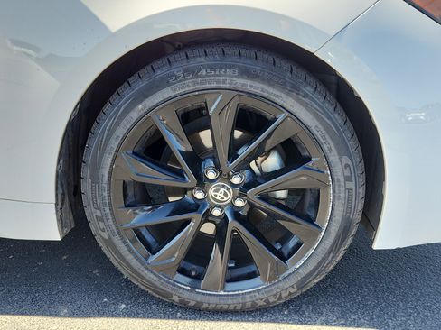 Used 2022 Toyota Corolla SE w/ Carpet Mat Package (TMS) image 6