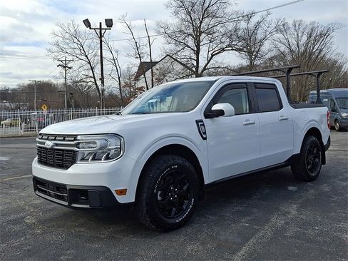 Used 2023 Ford Maverick Lariat w/ Lariat Luxury Package image 3