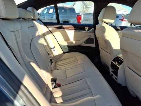 Used 2020 BMW 540i xDrive w/ Premium Package image 8