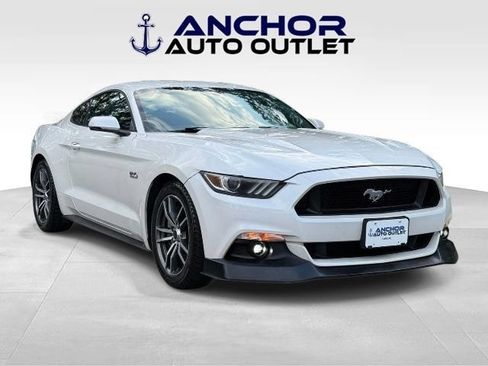 Used 2017 Ford Mustang GT Premium RWD image 1