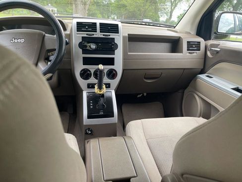 Used 2008 Jeep Compass Sport image 37