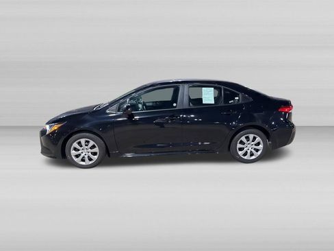 Used 2026 Toyota Corolla LE FWD image 9