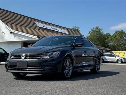 Used 2017 Volkswagen Passat 1.8T R-Line FWD image 2